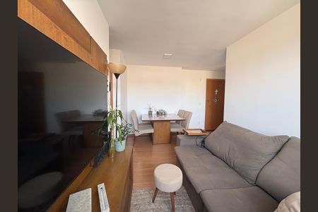 Apartamento à venda com 44m², 2 quartos e 1 vaga Apartamento à venda com 44m², 2 quartos e 1 vagaSala