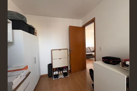 Apartamento à venda com 44m², 2 quartos e 1 vaga Apartamento à venda com 44m², 2 quartos e 1 vagaQuarto