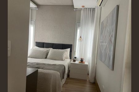 Casa de condomínio à venda com 230m², 2 quartos e 2 vagas Casa de condomínio à venda com 230m², 2 quartos e 2 vagasQuarto