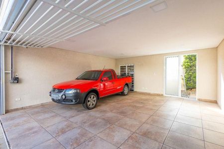 Casa de condomínio à venda com 230m², 2 quartos e 2 vagas Casa de condomínio à venda com 230m², 2 quartos e 2 vagasGaragem
