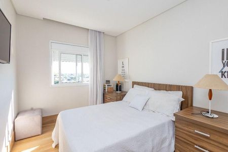 Casa de condomínio à venda com 230m², 2 quartos e 2 vagas Casa de condomínio à venda com 230m², 2 quartos e 2 vagasQuarto
