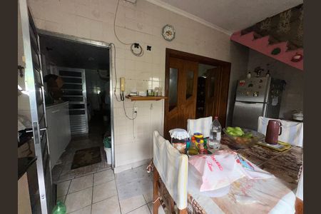 Casa à venda com 199m², 3 quartos e 2 vagas Casa à venda com 199m², 3 quartos e 2 vagasCozinha