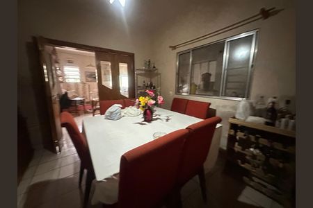 Casa à venda com 199m², 3 quartos e 2 vagas Casa à venda com 199m², 3 quartos e 2 vagasSala de Jantar