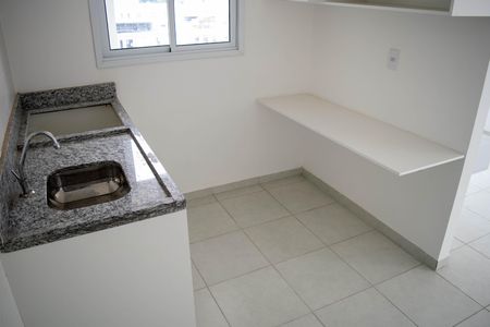 Apartamento para alugar com 38m², 1 quarto e sem vaga Apartamento para alugar com 38m², 1 quarto e sem vagaCozinha