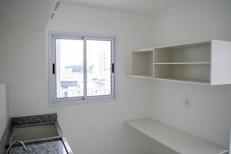 Apartamento para alugar com 38m², 1 quarto e sem vaga Apartamento para alugar com 38m², 1 quarto e sem vagaCozinha
