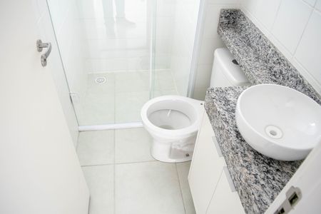 Apartamento para alugar com 38m², 1 quarto e sem vaga Apartamento para alugar com 38m², 1 quarto e sem vagaBanheiro