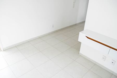 Apartamento para alugar com 38m², 1 quarto e sem vaga Apartamento para alugar com 38m², 1 quarto e sem vagaSala