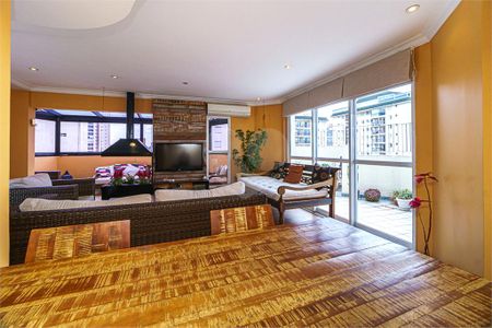 Apartamento à venda com 3 quartos, 230m² em Vila Paulista, São Paulo