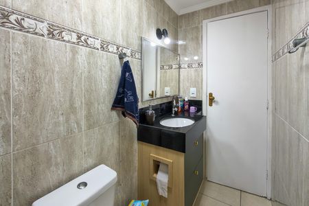 Apartamento para alugar com 90m², 3 quartos e 1 vaga Apartamento para alugar com 90m², 3 quartos e 1 vagaBanheiro