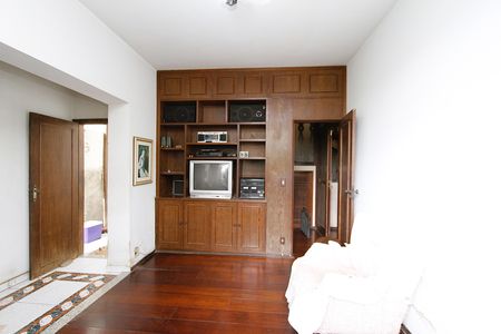 Casa para alugar com 500m², 4 quartos e 3 vagasQuarto 2