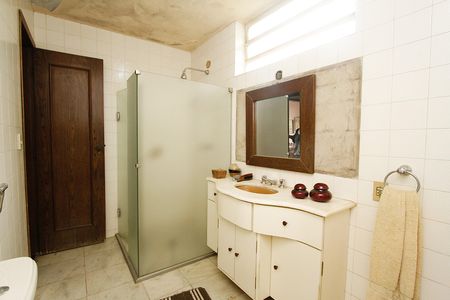 Casa para alugar com 500m², 4 quartos e 3 vagasBanheiro social