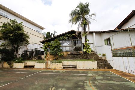 Casa para alugar com 500m², 4 quartos e 3 vagasQuadra