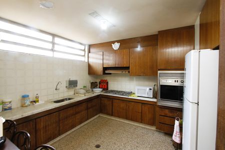 Casa para alugar com 500m², 4 quartos e 3 vagasCozinha