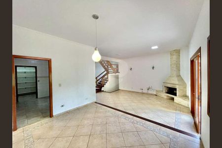 Casa à venda com 5 quartos, 360m² em São Fernando Residencia, Barueri