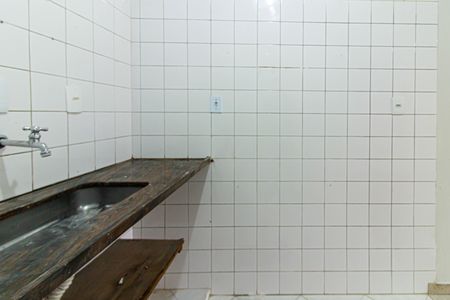 Cozinha de apartamento para alugar com 1 quarto, 30m² em Barra Funda, São Paulo