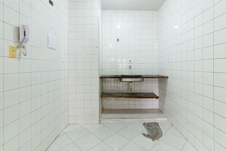 Cozinha de apartamento para alugar com 1 quarto, 30m² em Barra Funda, São Paulo