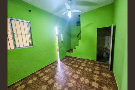 Casa para alugar com 40m², 2 quartos e sem vaga Casa para alugar com 40m², 2 quartos e sem vagaSala