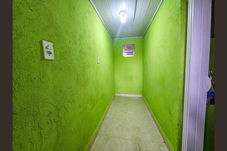 Quarto 1 de casa para alugar com 2 quartos, 40m² em Recanto Santo Antonio, São Paulo