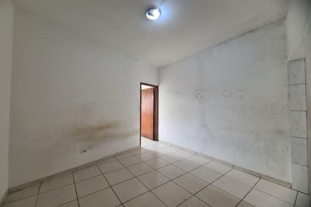 Casa para alugar com 35m², 1 quarto e sem vaga Casa para alugar com 35m², 1 quarto e sem vagaQuarto