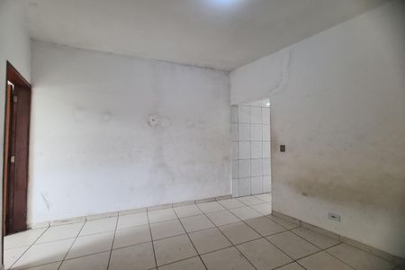 Casa para alugar com 35m², 1 quarto e sem vaga Casa para alugar com 35m², 1 quarto e sem vagaQuarto