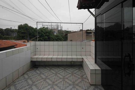 Casa para alugar com 125m², 2 quartos e 1 vaga