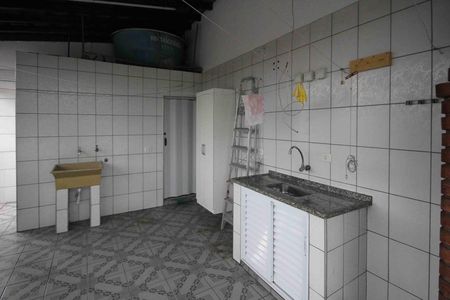 Casa para alugar com 125m², 2 quartos e 1 vaga