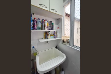 Apartamento para alugar com 57m², 3 quartos e 1 vaga Apartamento para alugar com 57m², 3 quartos e 1 vagaCozinha e Área de Serviço