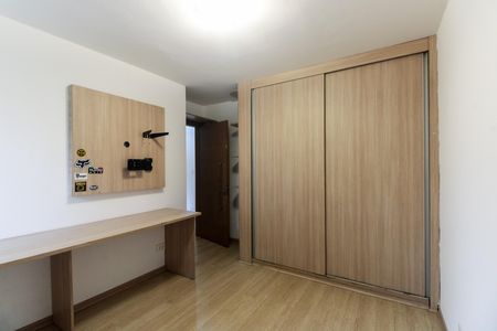 Apartamento à venda com 114m², 3 quartos e 2 vagasQuarto 2