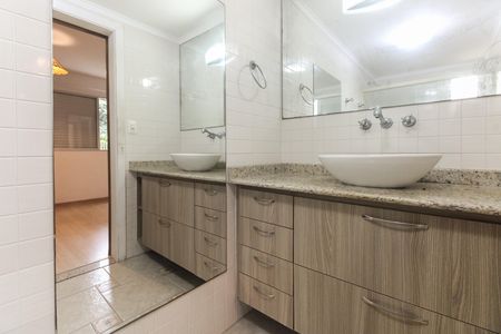 Apartamento à venda com 114m², 3 quartos e 2 vagasBanheiro Suíte 