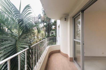 Apartamento à venda com 114m², 3 quartos e 2 vagasVaranda 