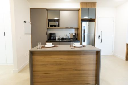 Cozinha de kitnet/studio para alugar com 1 quarto, 48m² em Centro, Campinas