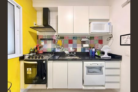 Apartamento à venda com 95m², 3 quartos e 2 vagas Apartamento à venda com 95m², 3 quartos e 2 vagasCozinha