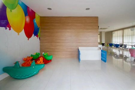 Apartamento à venda com 95m², 3 quartos e 2 vagas Apartamento à venda com 95m², 3 quartos e 2 vagasSalão de Festas