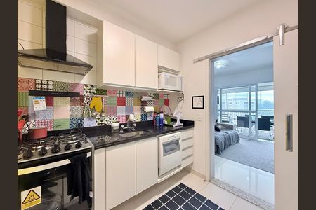 Apartamento à venda com 95m², 3 quartos e 2 vagas Apartamento à venda com 95m², 3 quartos e 2 vagasCozinha