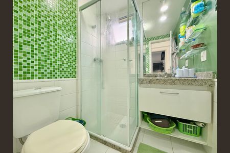 Apartamento à venda com 95m², 3 quartos e 2 vagas Apartamento à venda com 95m², 3 quartos e 2 vagasBanheiro Suíte