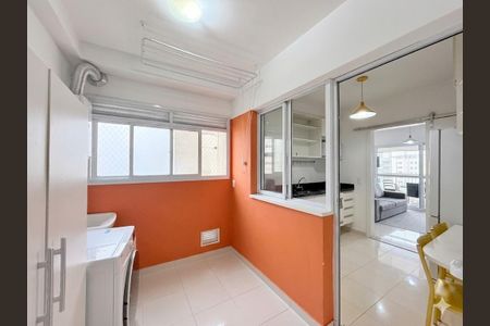 Apartamento à venda com 95m², 3 quartos e 2 vagas Apartamento à venda com 95m², 3 quartos e 2 vagasÁrea de Serviço