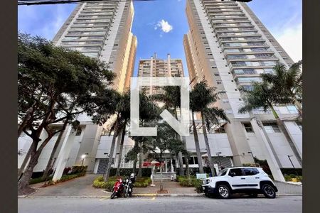 Apartamento à venda com 95m², 3 quartos e 2 vagas Apartamento à venda com 95m², 3 quartos e 2 vagasFachada