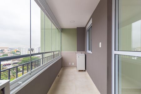 Apartamento para alugar com 45m², 2 quartos e sem vaga Apartamento para alugar com 45m², 2 quartos e sem vagaVaranda