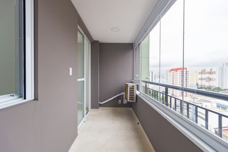 Apartamento para alugar com 45m², 2 quartos e sem vaga Apartamento para alugar com 45m², 2 quartos e sem vagaVaranda