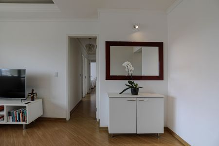 Apartamento para alugar com 90m², 3 quartos e 2 vagas Apartamento para alugar com 90m², 3 quartos e 2 vagasSala