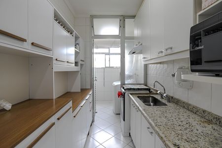 Apartamento para alugar com 90m², 3 quartos e 2 vagas Apartamento para alugar com 90m², 3 quartos e 2 vagasCozinha