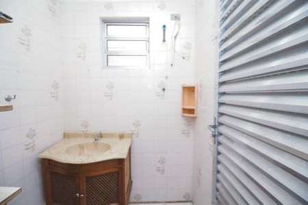Casa à venda com 120m², 3 quartos e 3 vagasBanheiro 2