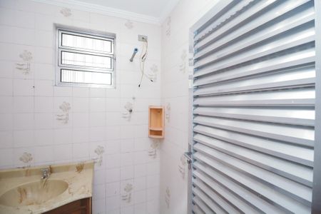Casa à venda com 120m², 3 quartos e 3 vagasBanheiro 2