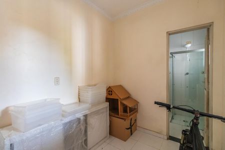 Casa de condomínio à venda com 800m², 4 quartos e 6 vagas Casa de condomínio à venda com 800m², 4 quartos e 6 vagasGaragem