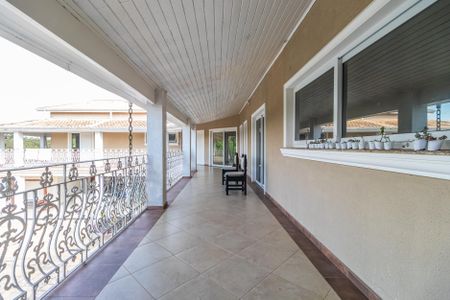 Casa de condomínio à venda com 800m², 4 quartos e 6 vagas Casa de condomínio à venda com 800m², 4 quartos e 6 vagasVaranda Quartos/Sala