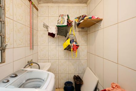 Casa à venda com 240m², 4 quartos e 2 vagasÁrea de Serviço casa 2