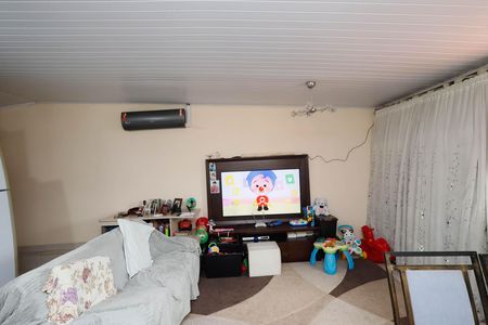 Casa à venda com 240m², 4 quartos e 2 vagasSala / Cozinha casa 3