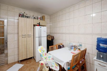 Casa à venda com 240m², 4 quartos e 2 vagasCozinha casa 1