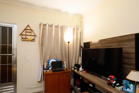 Casa à venda com 240m², 4 quartos e 2 vagasSala casa 1