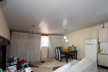 Casa à venda com 240m², 4 quartos e 2 vagasSala / Cozinha casa 3